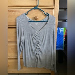 A.n.a, black and white long sleeve blouse with scrunched front, size large